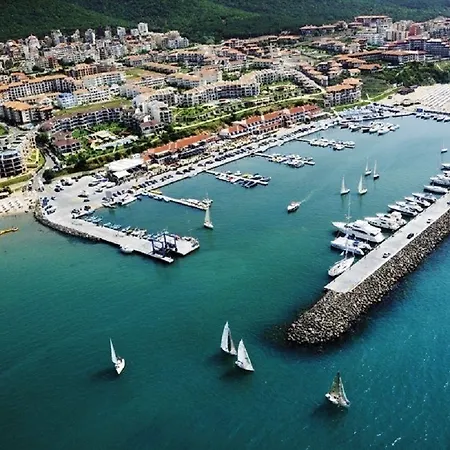 מלון דירות Florence Boutique 4*